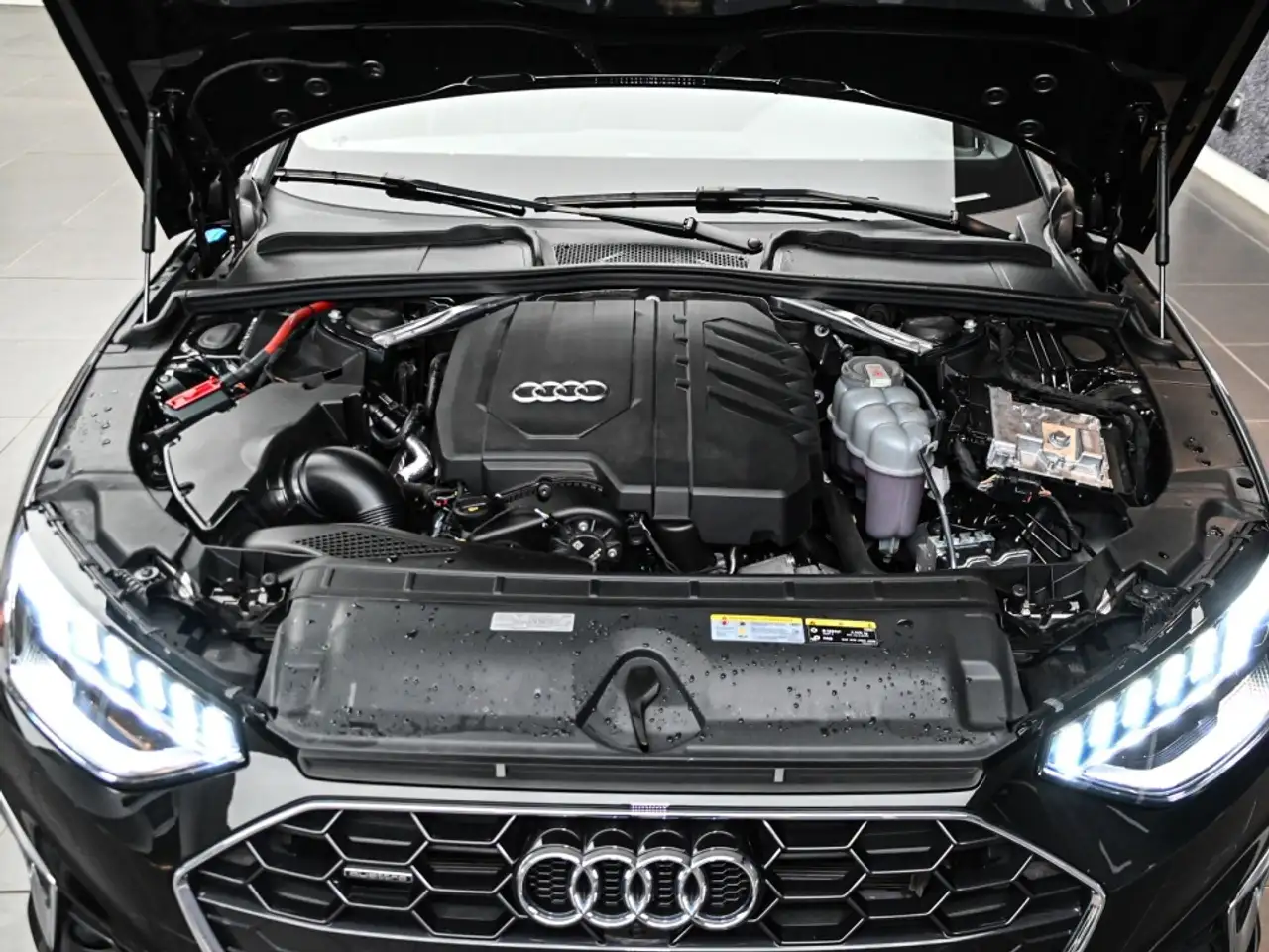 Audi A4 снимка Audi A4