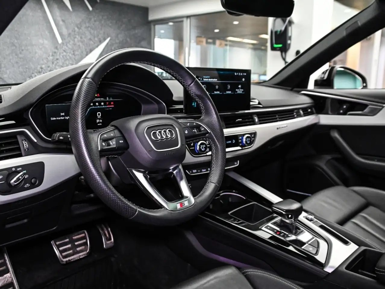 Audi A4 снимка Audi A4