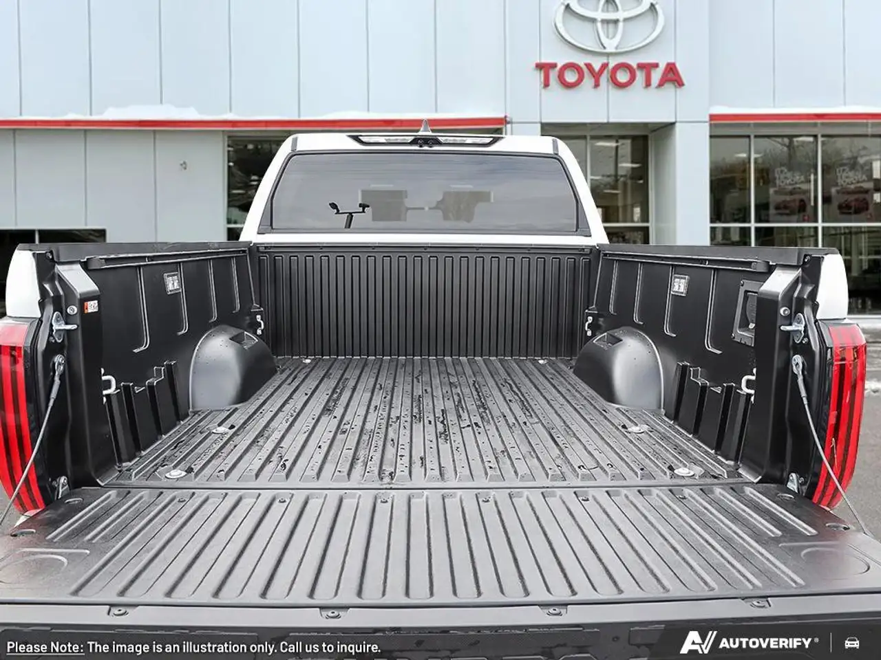 Toyota Tundra снимка Toyota Tundra