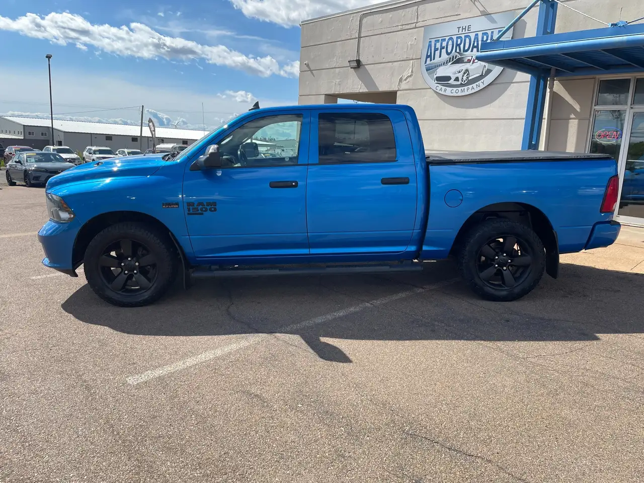RAM 1500 снимка RAM 1500