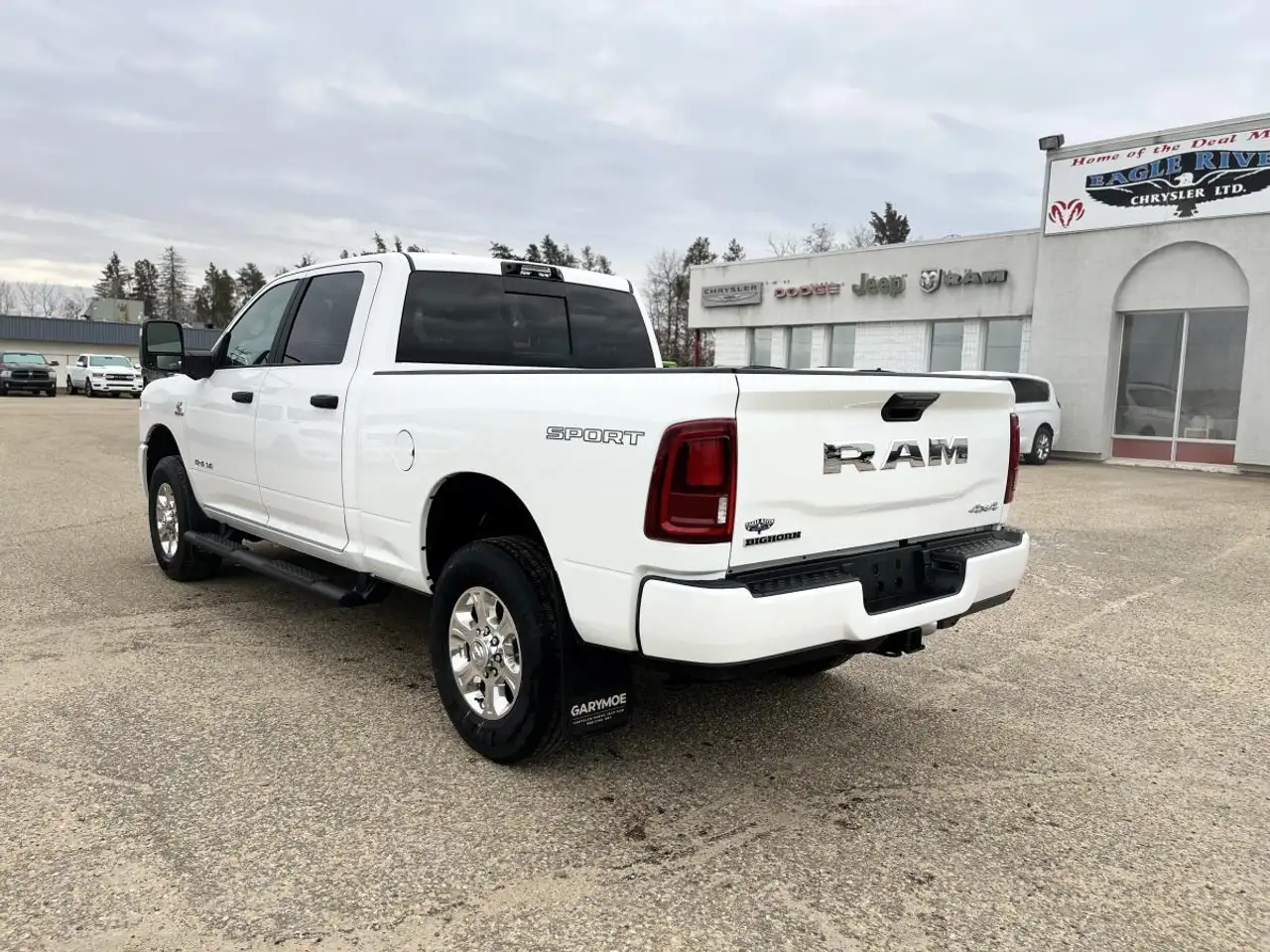 RAM 3500 снимка RAM 3500