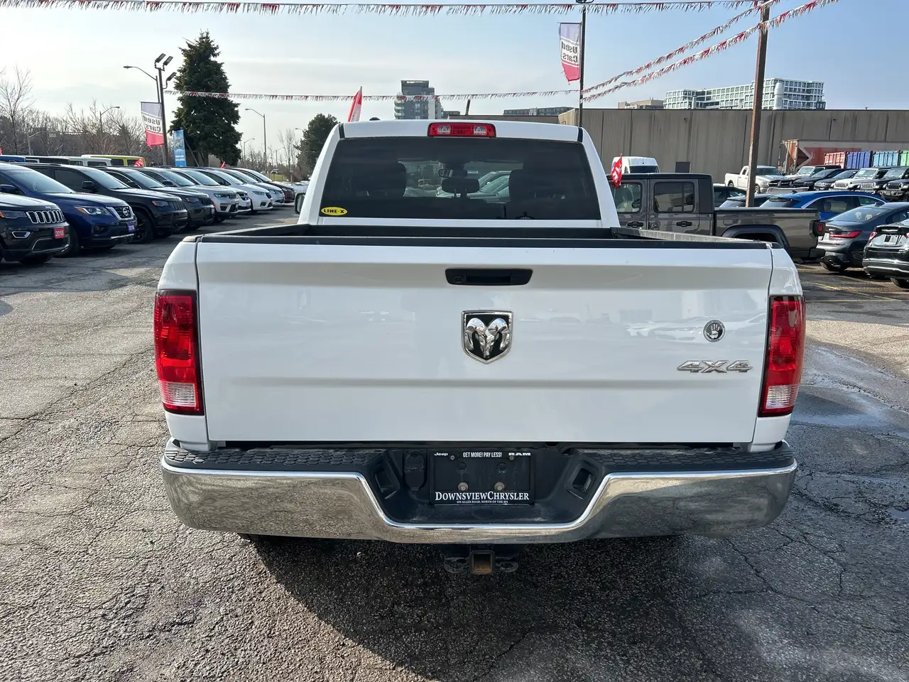 RAM 1500 снимка RAM 1500