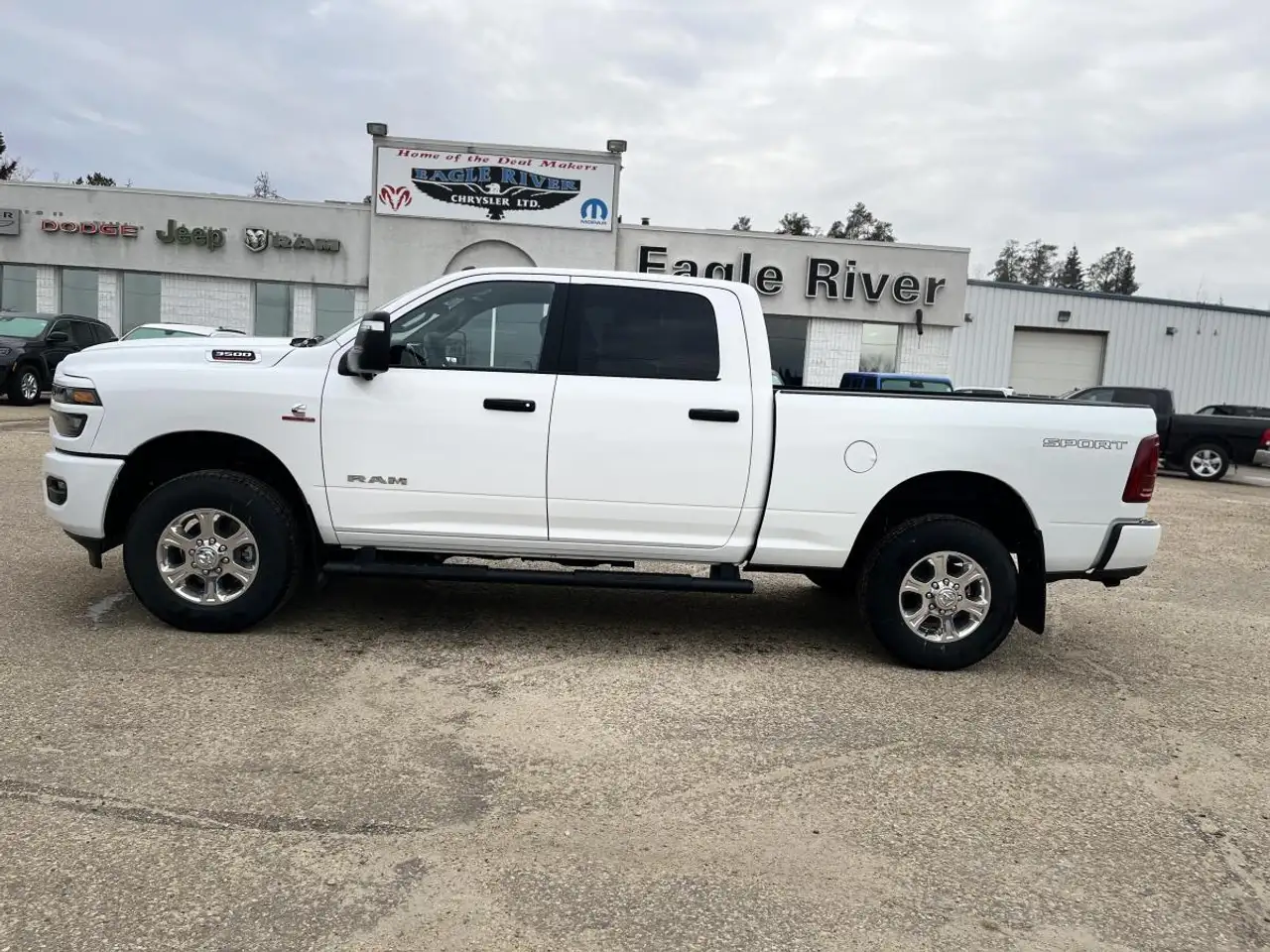 RAM 3500 снимка RAM 3500