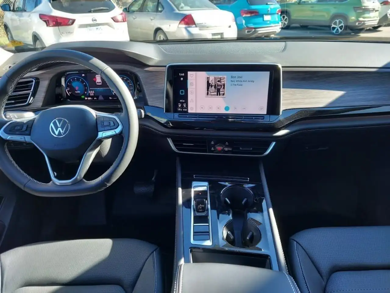 Volkswagen Atlas снимка Volkswagen Atlas