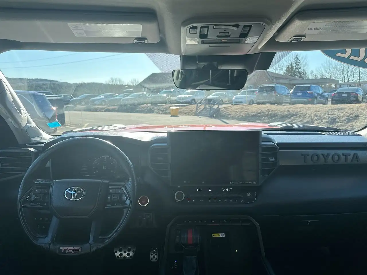 Toyota Tundra снимка Toyota Tundra