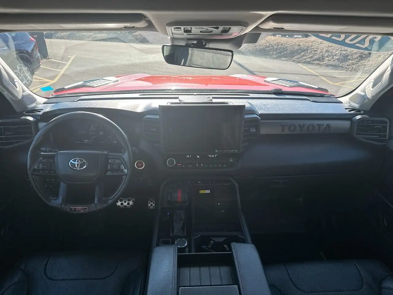 Toyota Tundra снимка Toyota Tundra