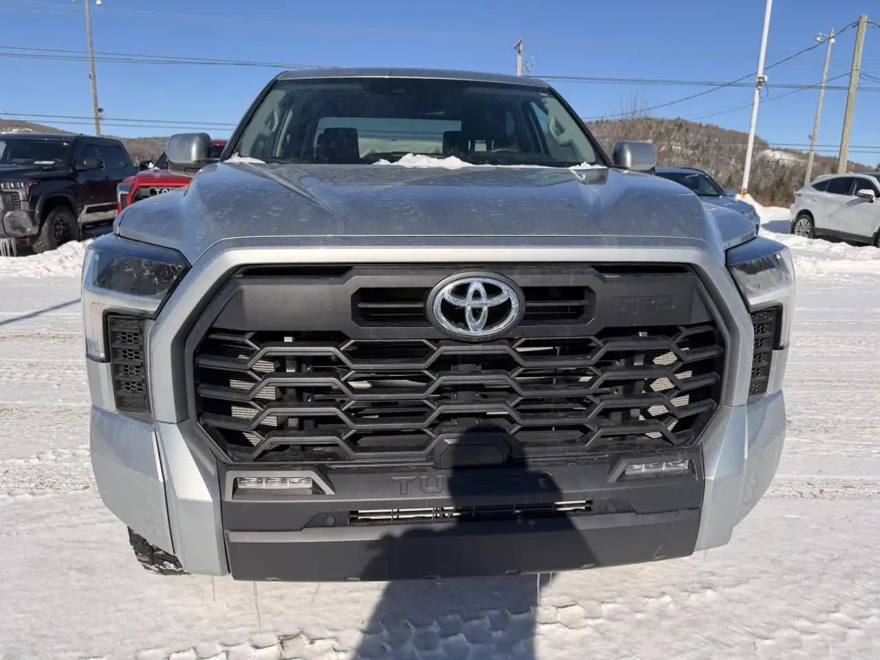 Toyota Tundra снимка Toyota Tundra