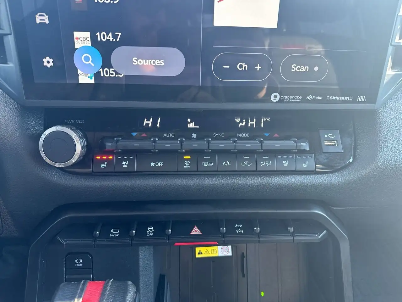 Toyota Tundra снимка Toyota Tundra