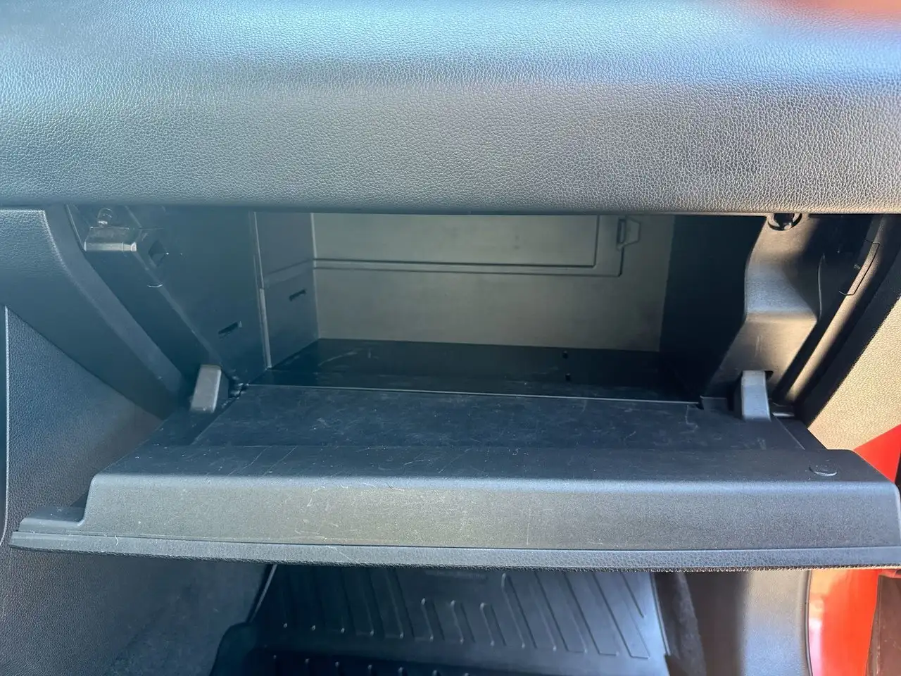 Toyota Tundra снимка Toyota Tundra