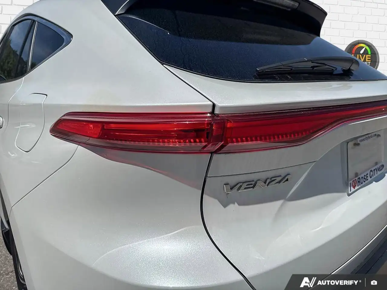 Toyota Venza снимка Toyota Venza