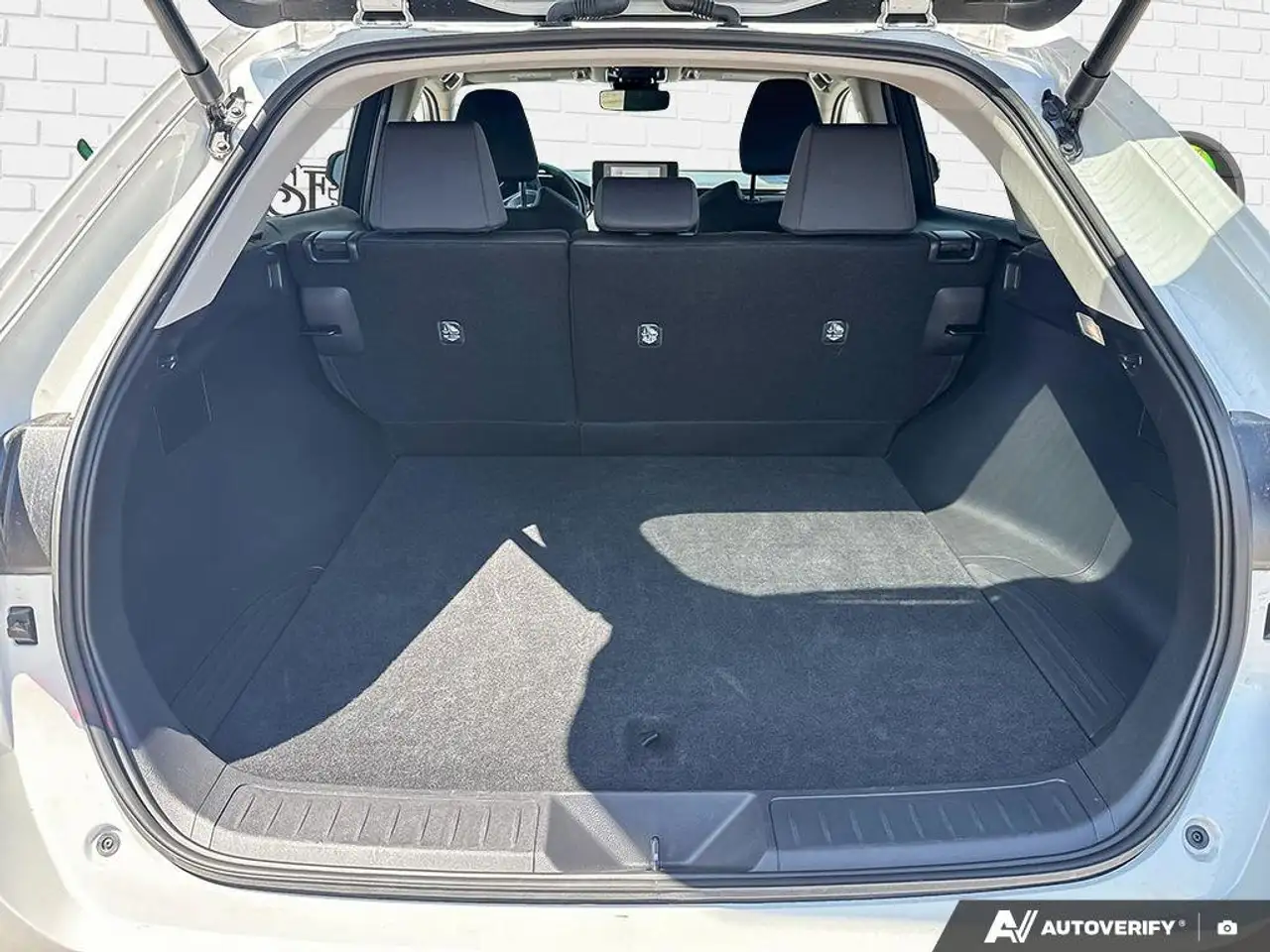Toyota Venza снимка Toyota Venza