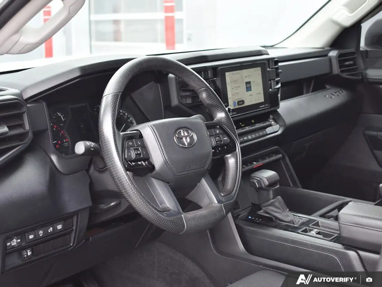Toyota Tundra снимка Toyota Tundra
