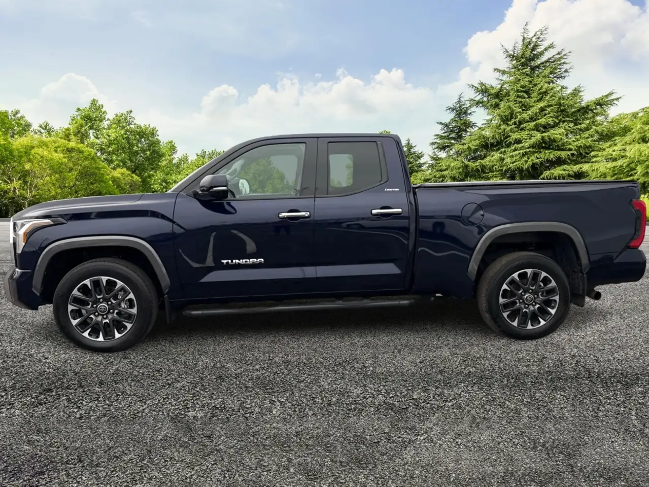 Toyota Tundra снимка Toyota Tundra