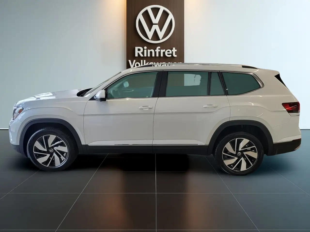 Volkswagen Atlas снимка Volkswagen Atlas