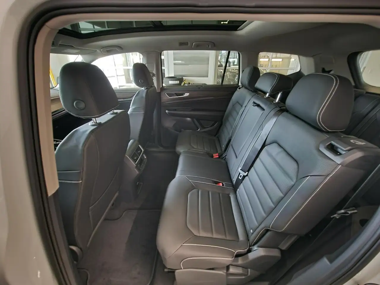 Volkswagen Atlas снимка Volkswagen Atlas
