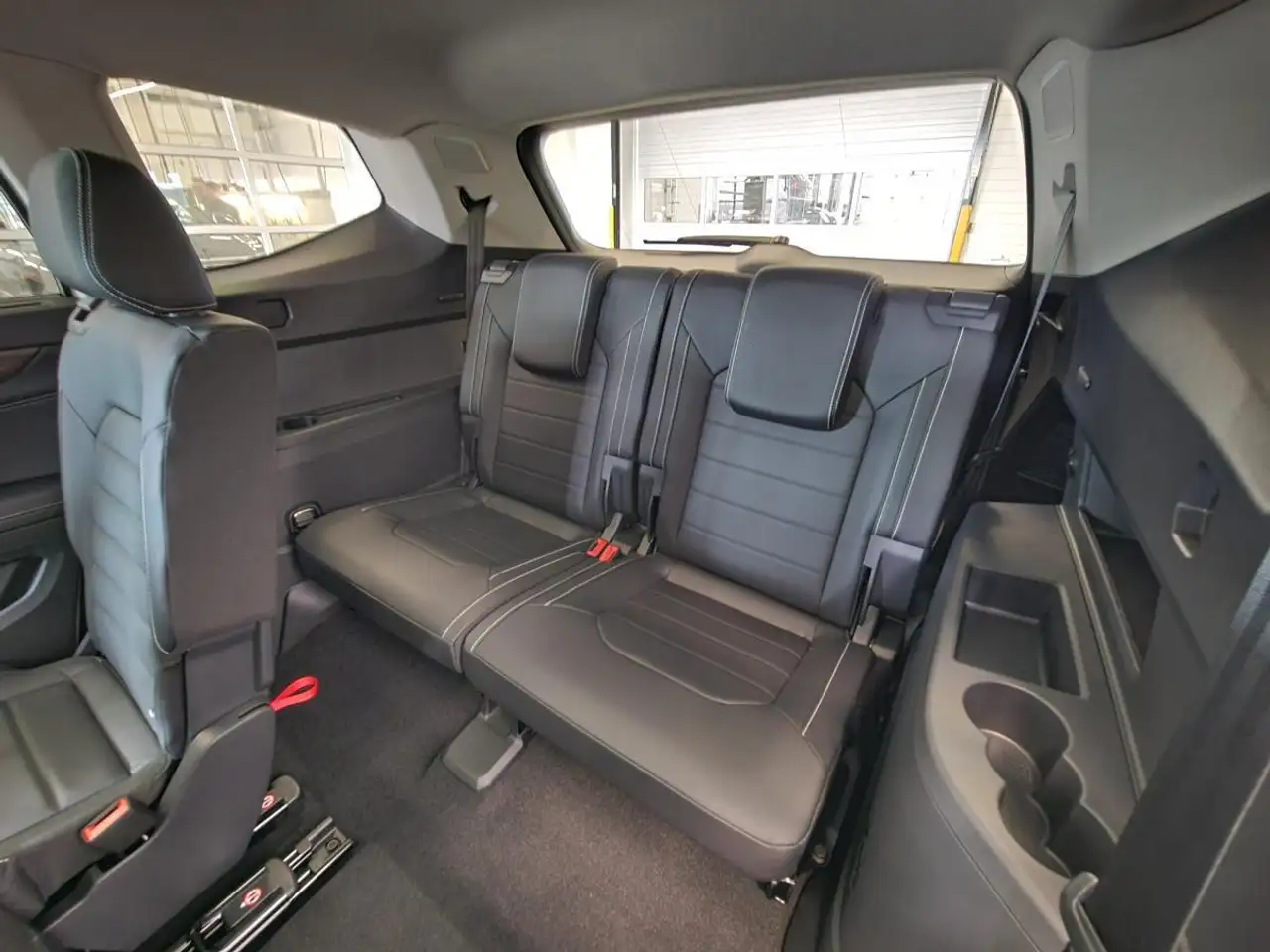 Volkswagen Atlas снимка Volkswagen Atlas