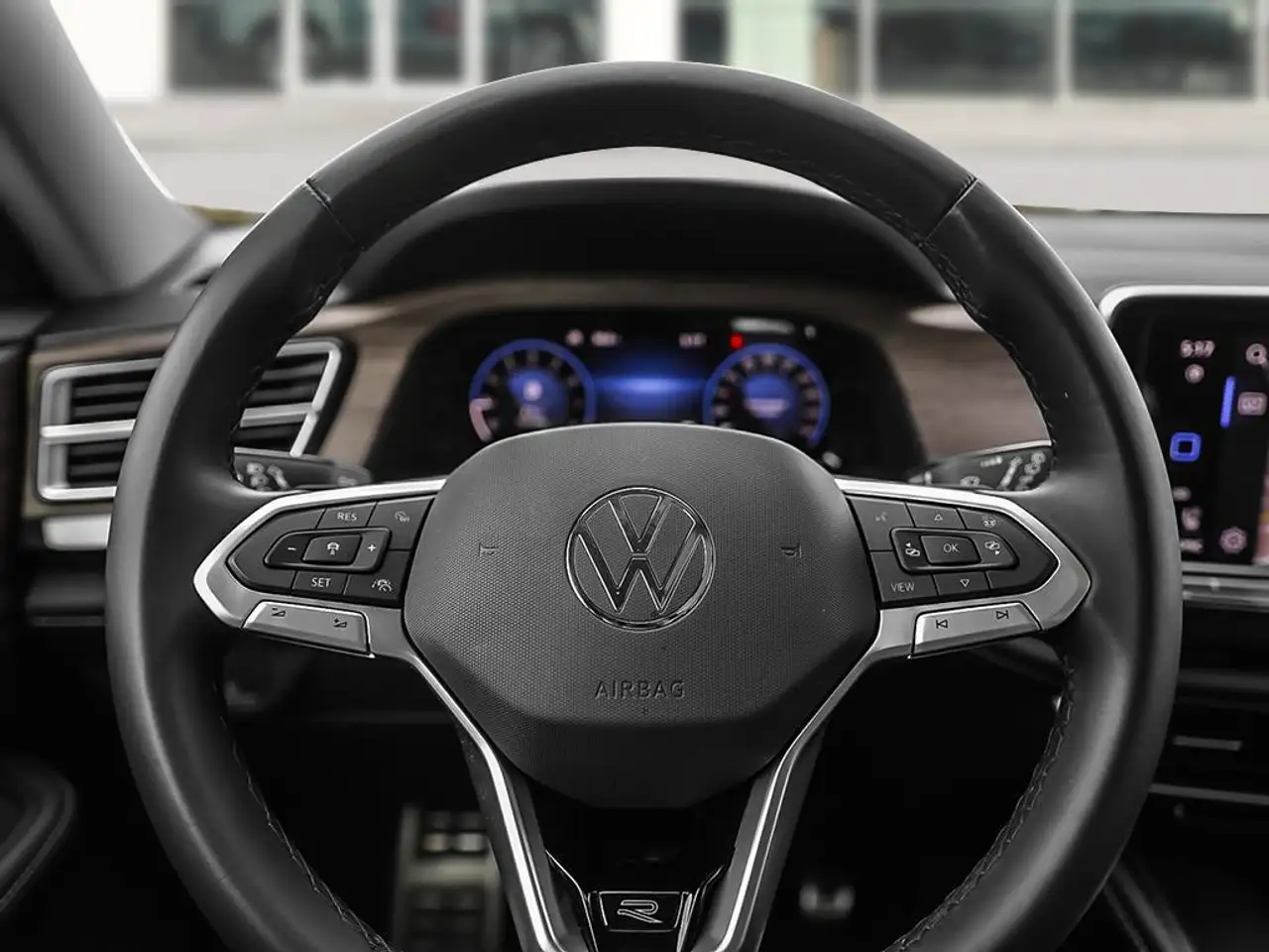 Volkswagen Atlas снимка Volkswagen Atlas