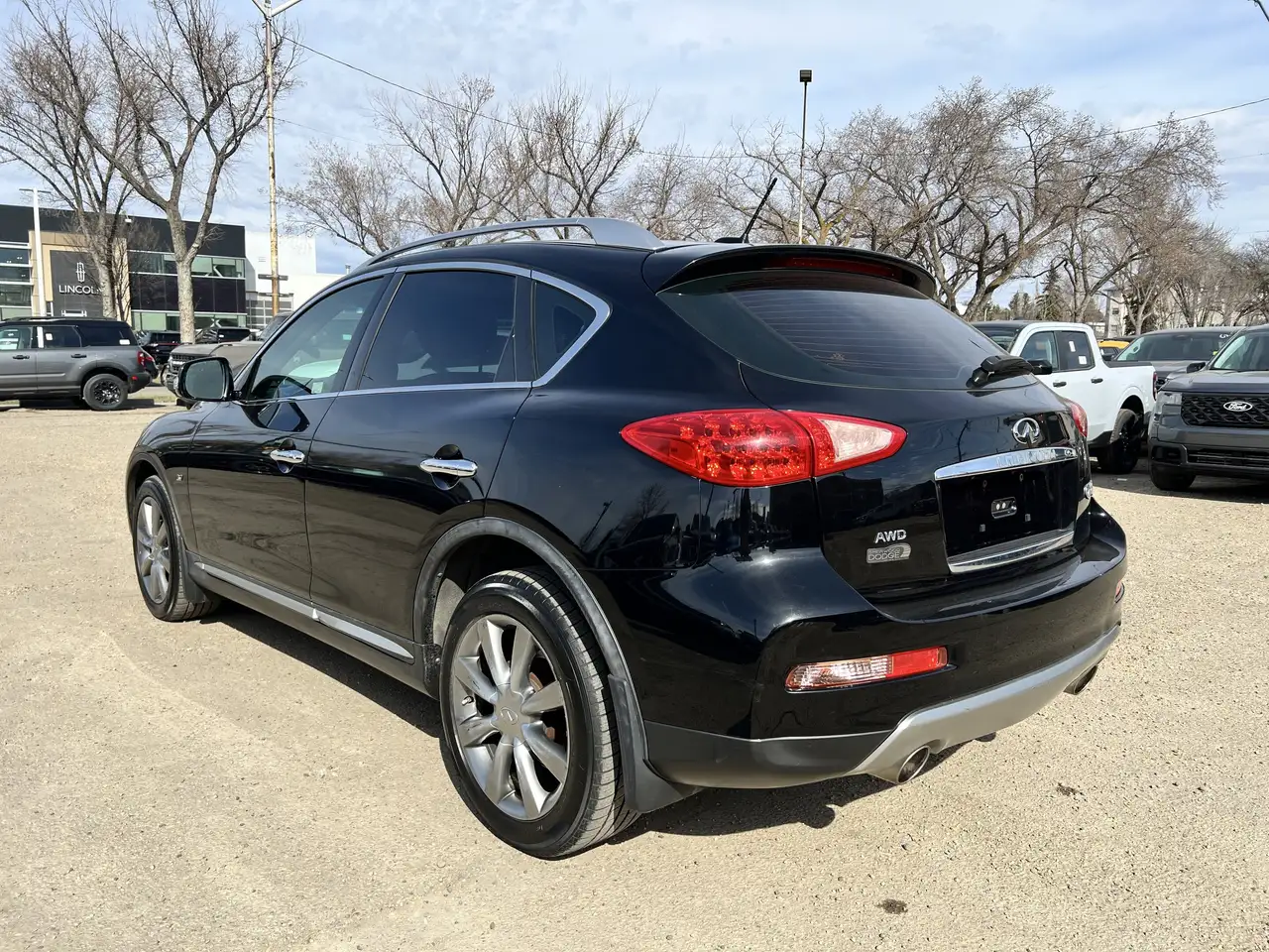 Infiniti QX50 снимка Infiniti QX50
