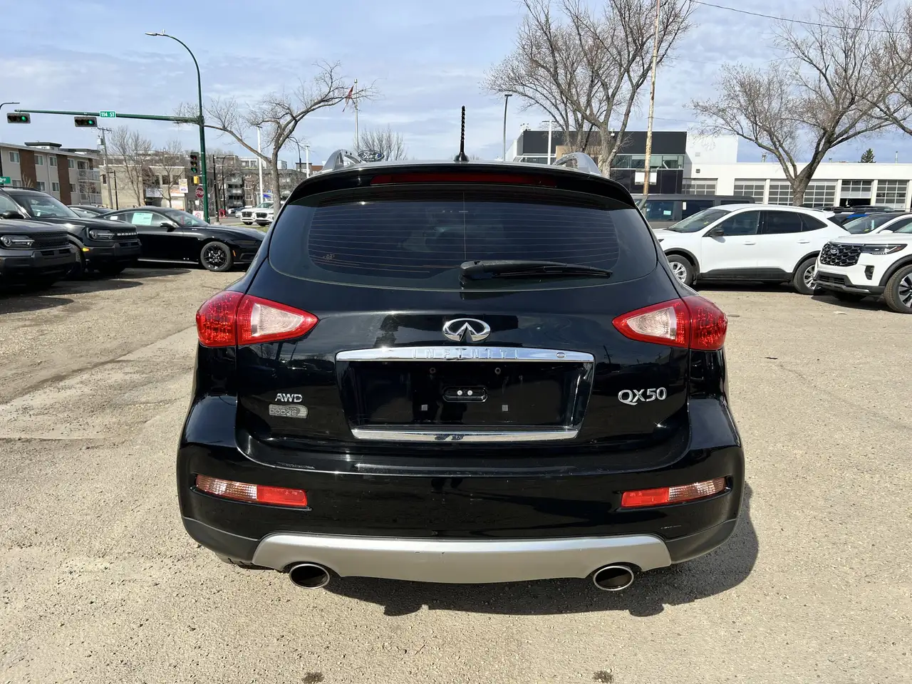Infiniti QX50 снимка Infiniti QX50