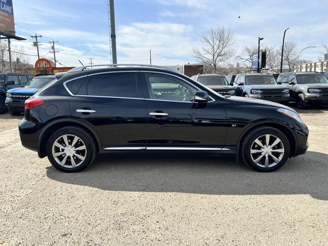 Infiniti QX50 снимка Infiniti QX50