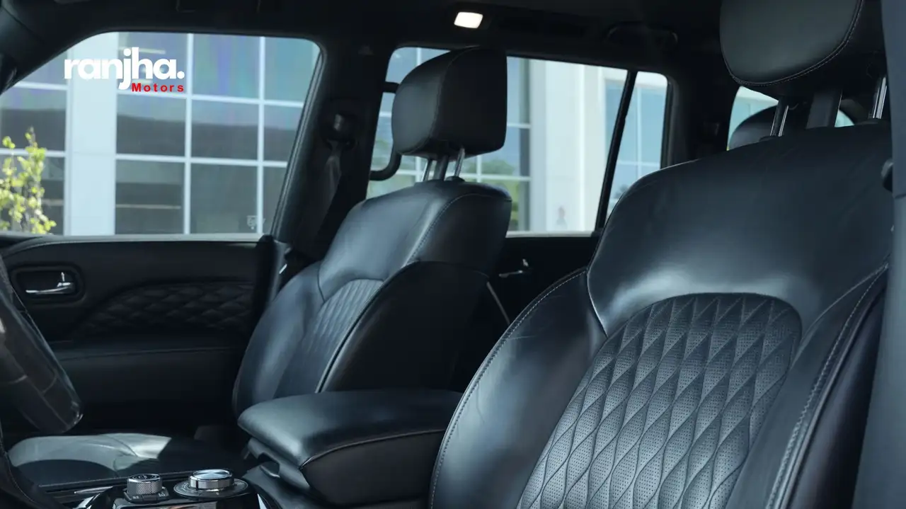 Infiniti QX80 снимка Infiniti QX80