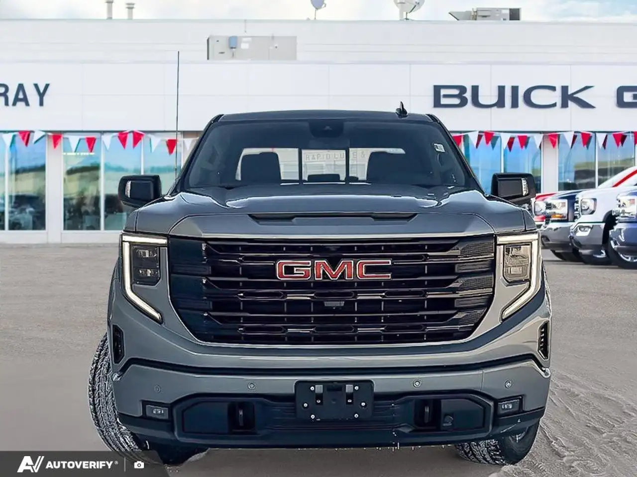 GMC Sierra 1500 снимка GMC Sierra 1500