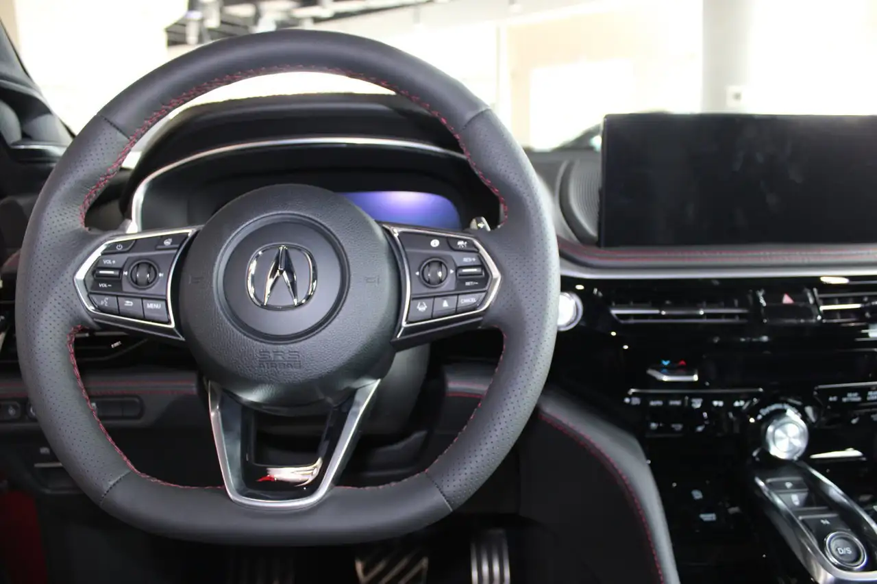 Acura MDX снимка Acura MDX