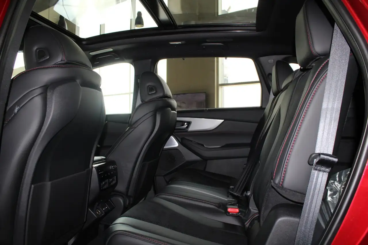 Acura MDX снимка Acura MDX