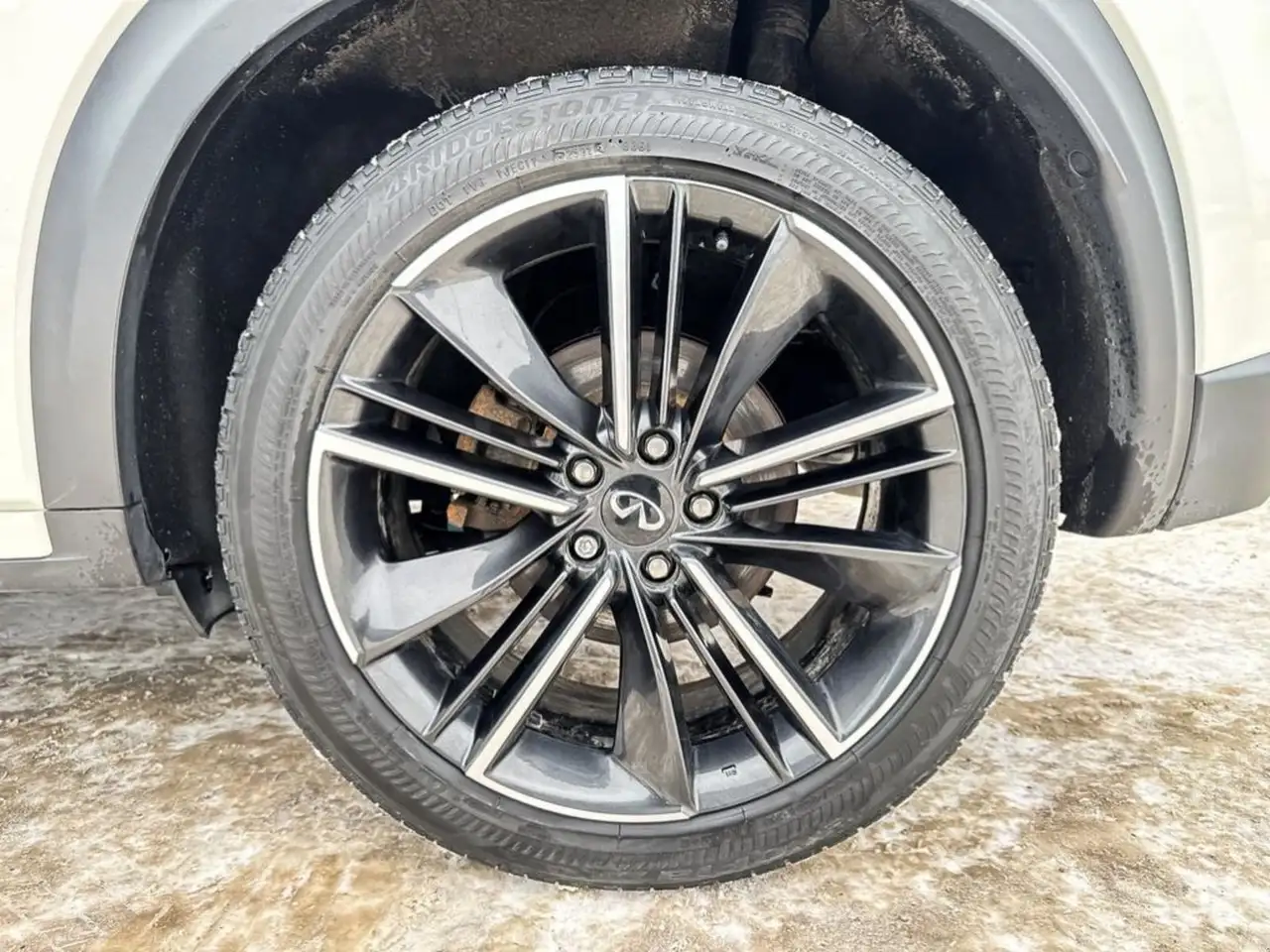 Infiniti QX55 снимка Infiniti QX55