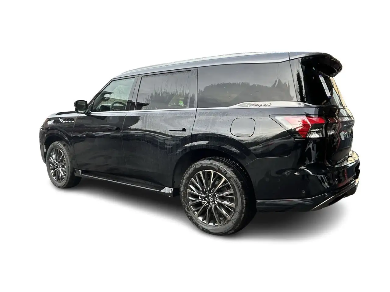 Infiniti QX80 снимка Infiniti QX80