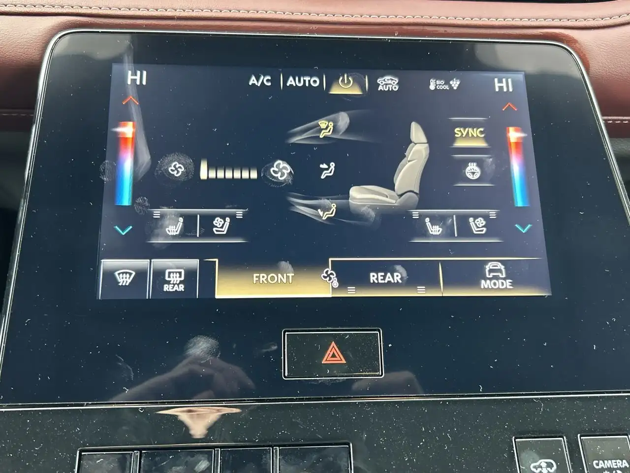 Infiniti QX80 снимка Infiniti QX80