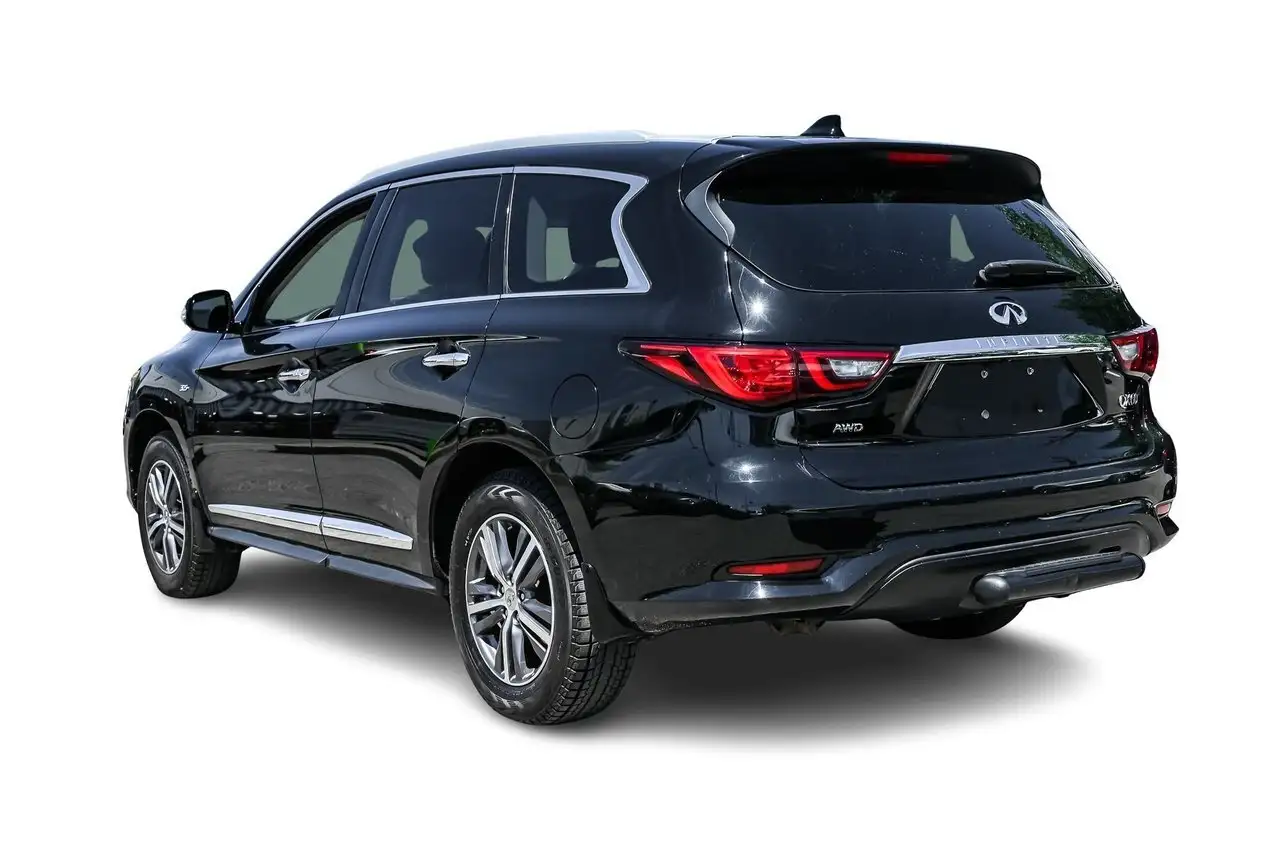 Infiniti QX60 снимка Infiniti QX60