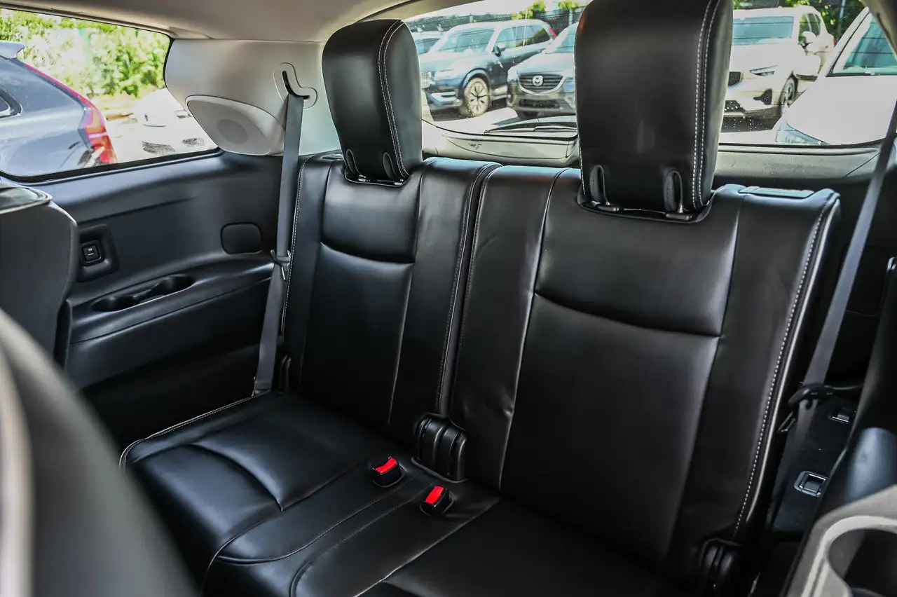 Infiniti QX60 снимка Infiniti QX60