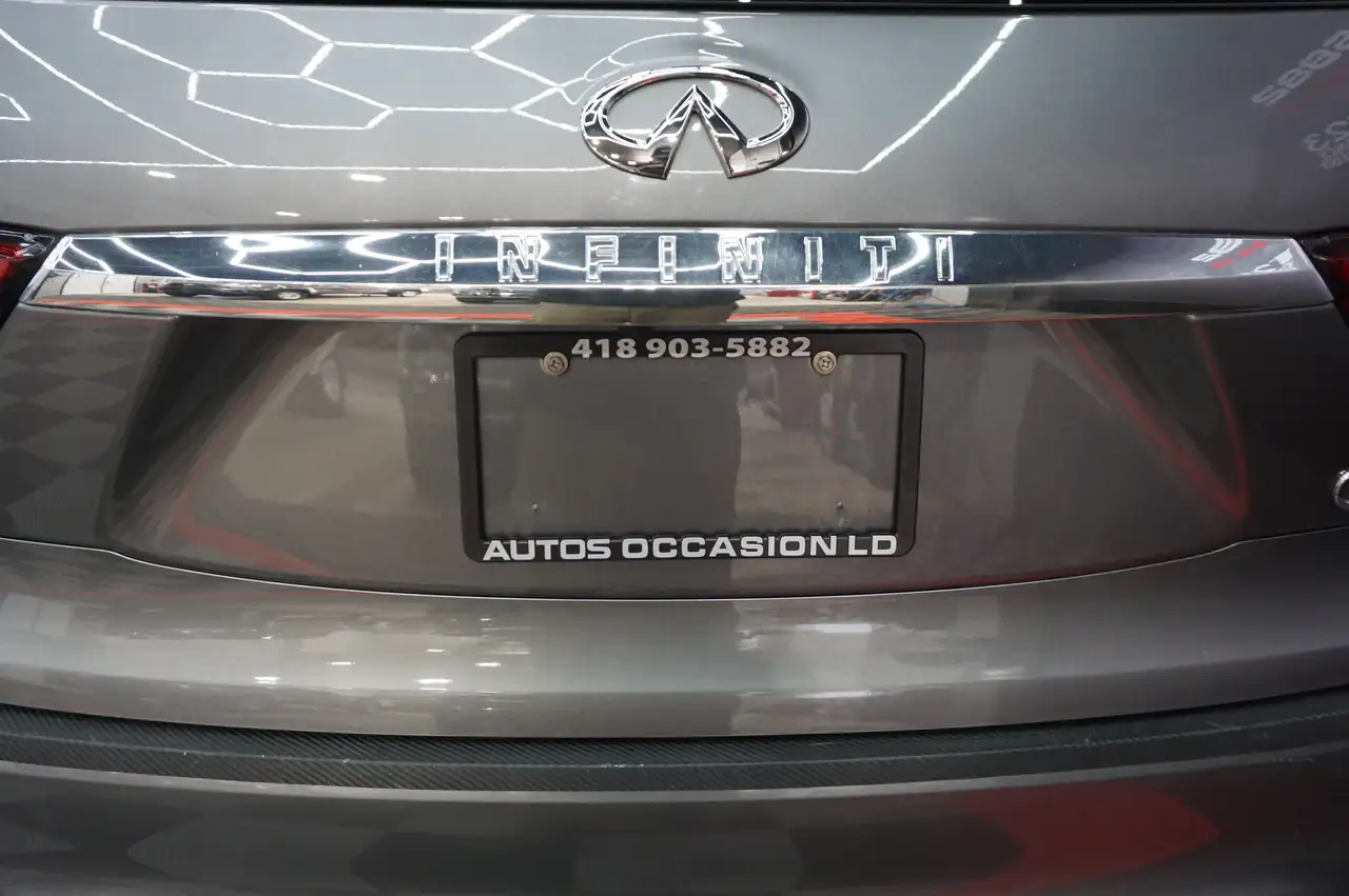 Infiniti QX60 снимка Infiniti QX60
