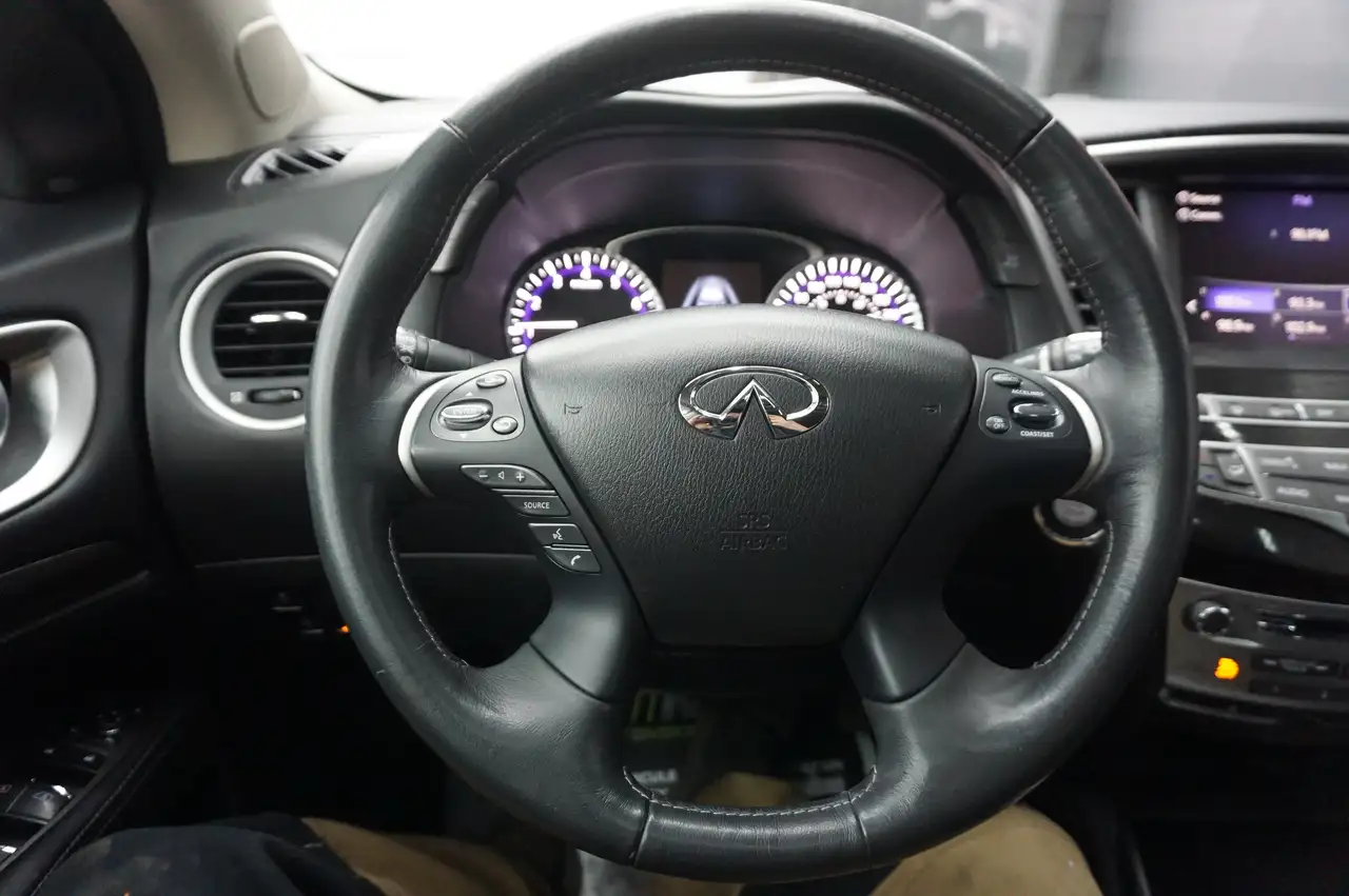 Infiniti QX60 снимка Infiniti QX60