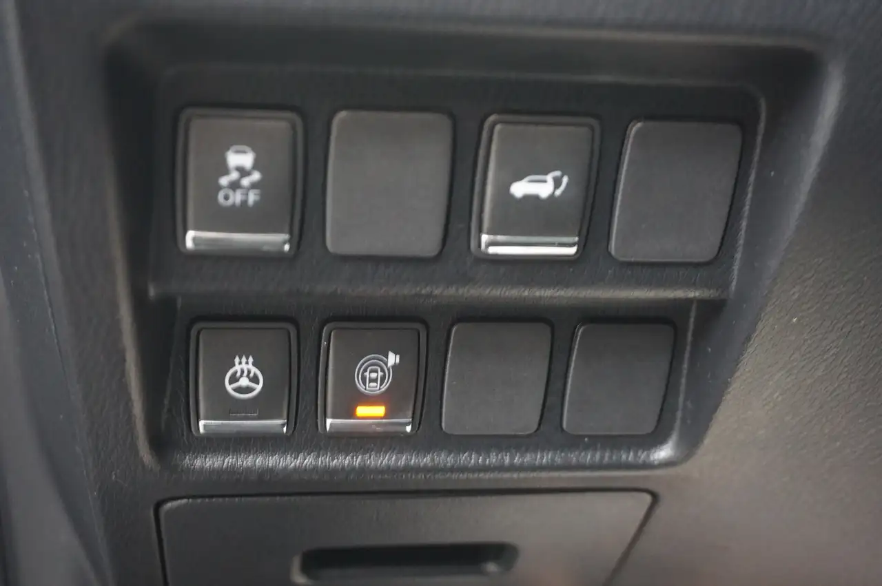 Infiniti QX60 снимка Infiniti QX60
