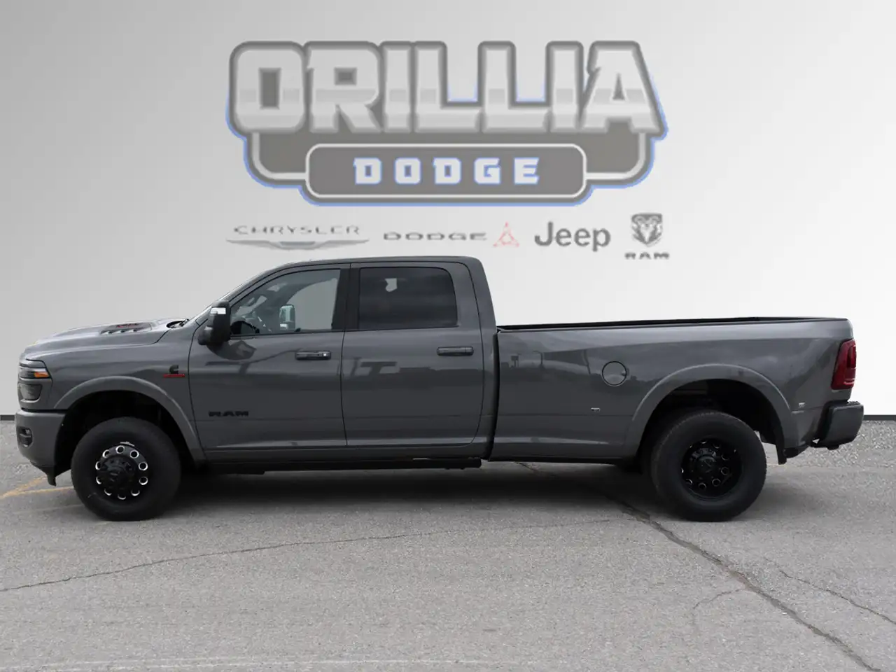 RAM 3500 снимка RAM 3500