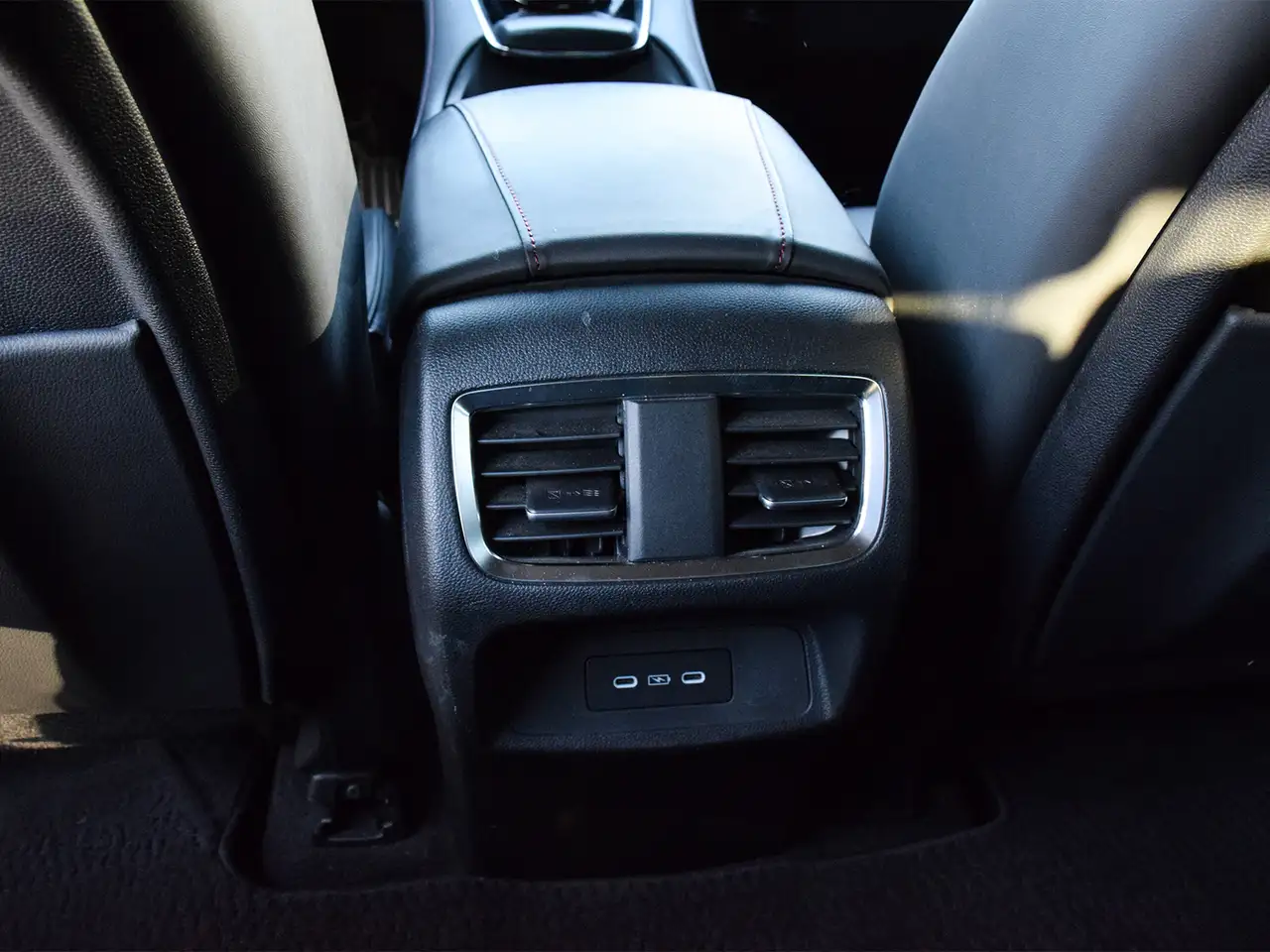 Acura RDX снимка Acura RDX