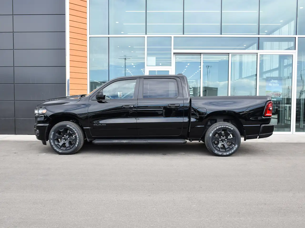 RAM 1500 photo RAM 1500