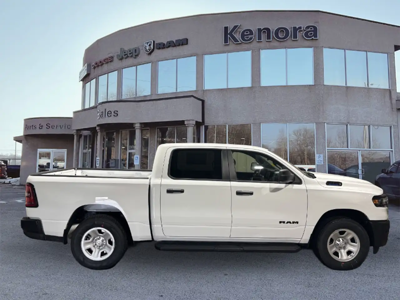 RAM 1500 снимка RAM 1500