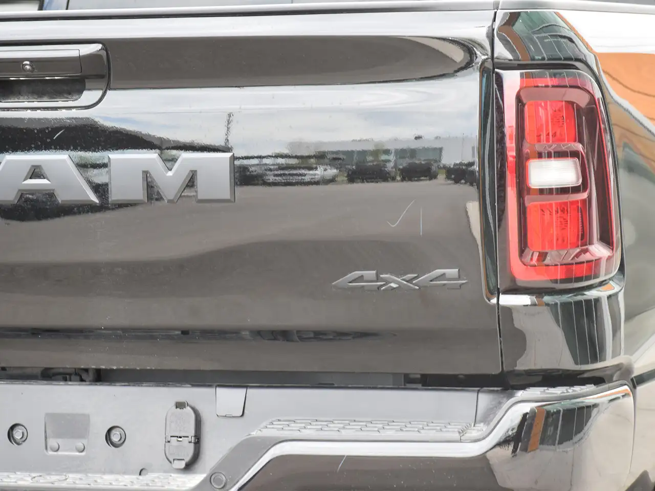 RAM 1500 снимка RAM 1500