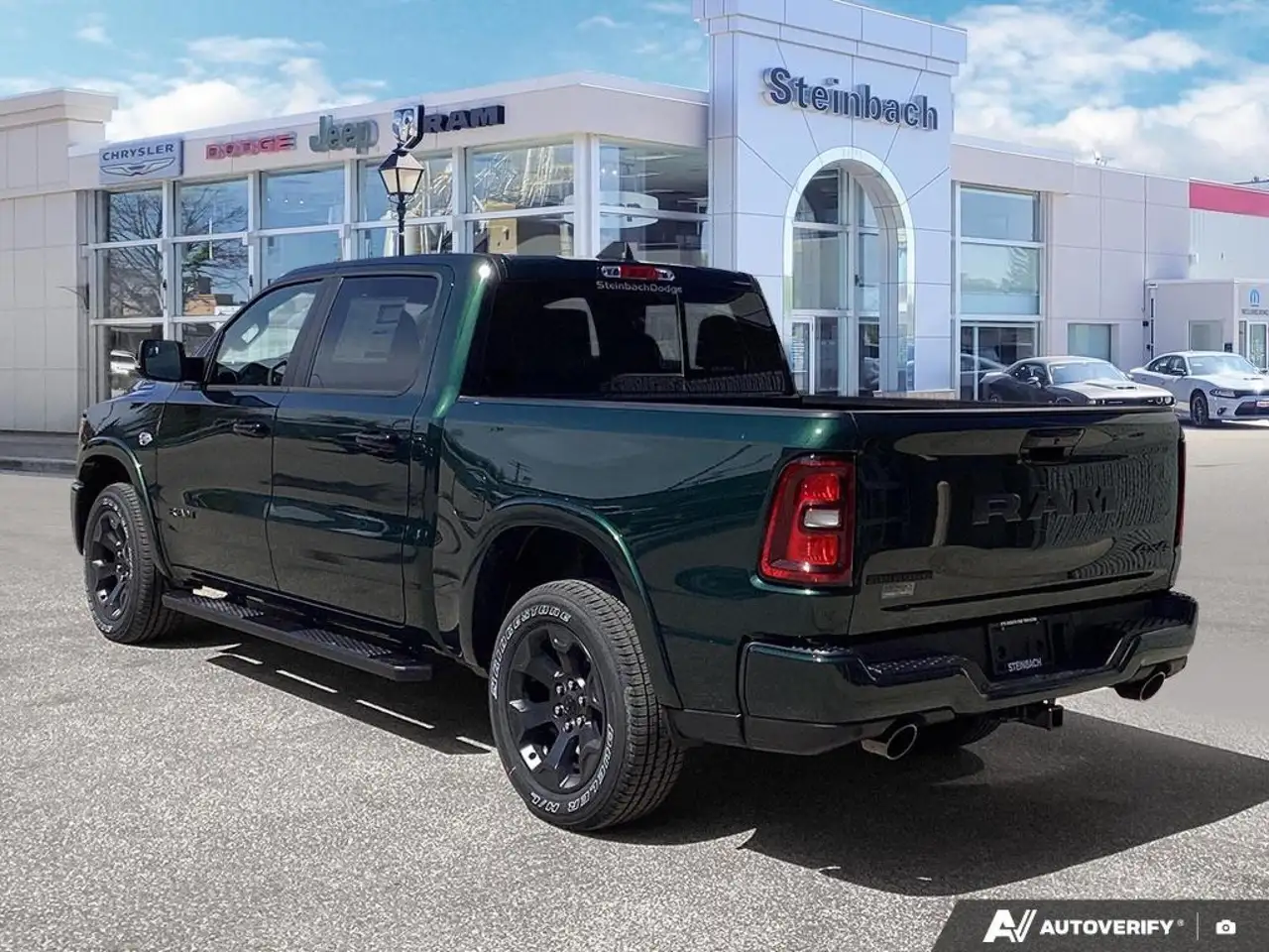 RAM 1500 снимка RAM 1500