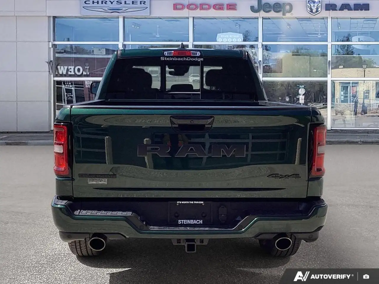 RAM 1500 снимка RAM 1500
