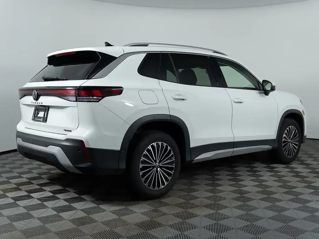 Volkswagen Tiguan снимка Volkswagen Tiguan