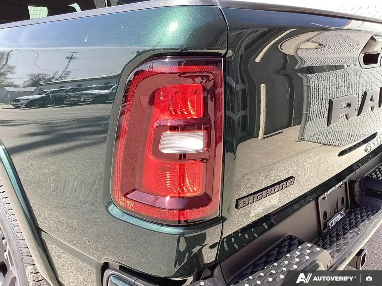 RAM 1500 снимка RAM 1500