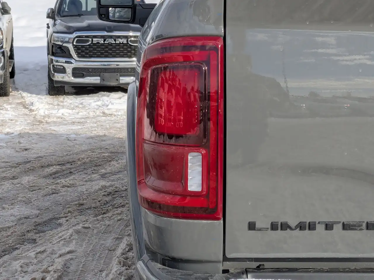RAM 3500 снимка RAM 3500