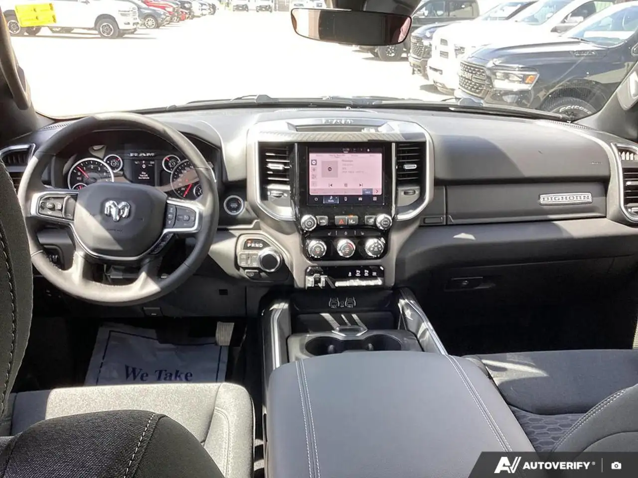 RAM 1500 снимка RAM 1500