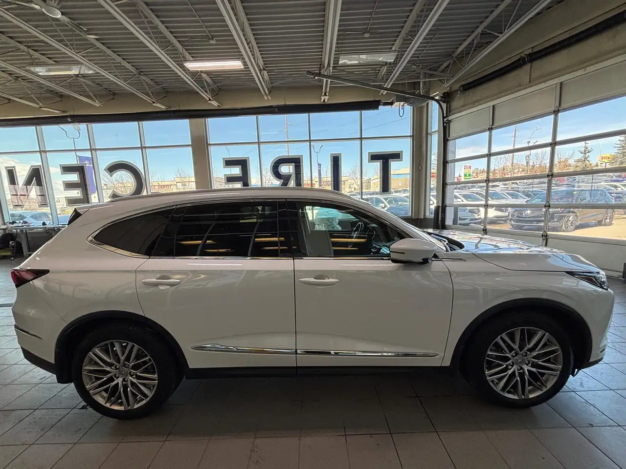 Acura MDX снимка Acura MDX