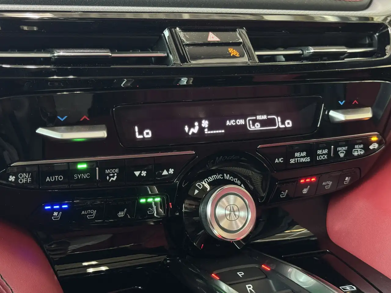 Acura MDX снимка Acura MDX