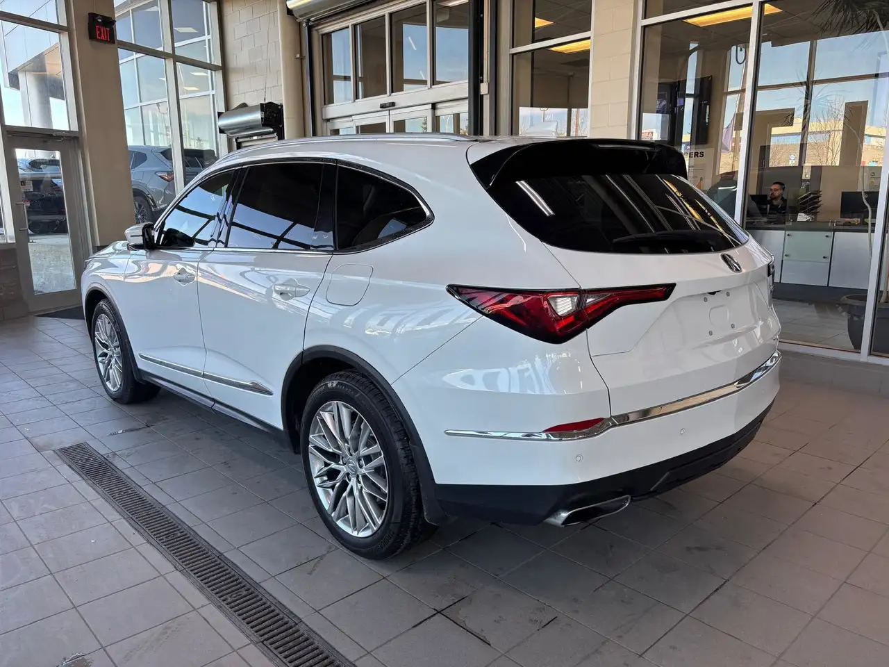 Acura MDX снимка Acura MDX